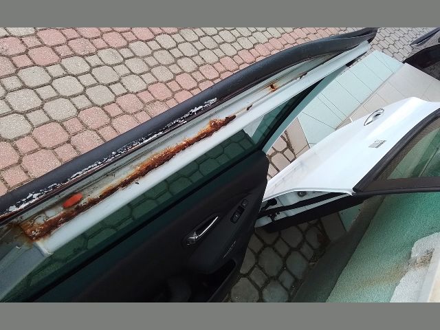 bontott HYUNDAI ix35 Bal hátsó Ajtó (Részeivel)