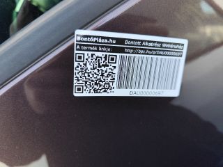 bontott HYUNDAI ix35 Bal hátsó Ajtó (Részeivel)