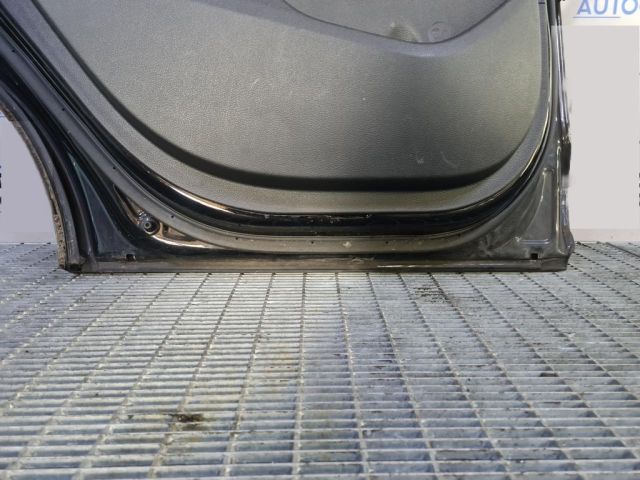 bontott HYUNDAI ix35 Bal hátsó Ajtó (Üres lemez)