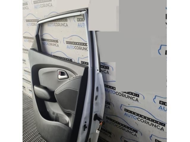 bontott HYUNDAI ix35 Bal hátsó Ajtó (Üres lemez)