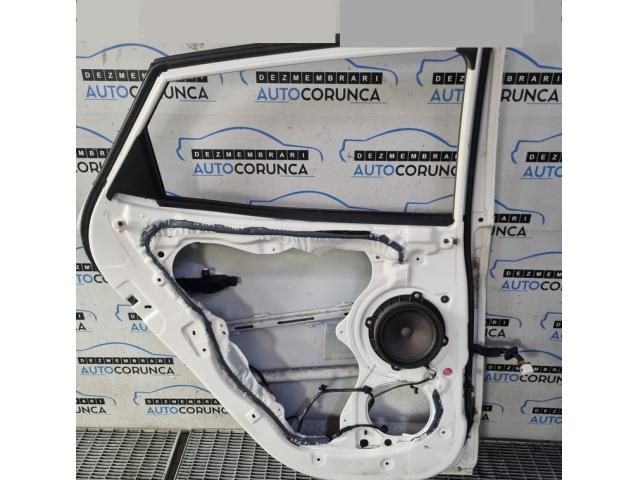 bontott HYUNDAI ix35 Bal hátsó Ajtó (Üres lemez)