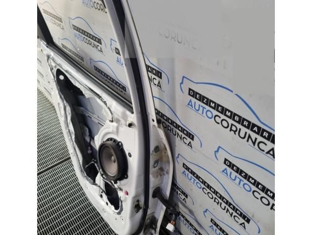 bontott HYUNDAI ix35 Bal hátsó Ajtó (Üres lemez)