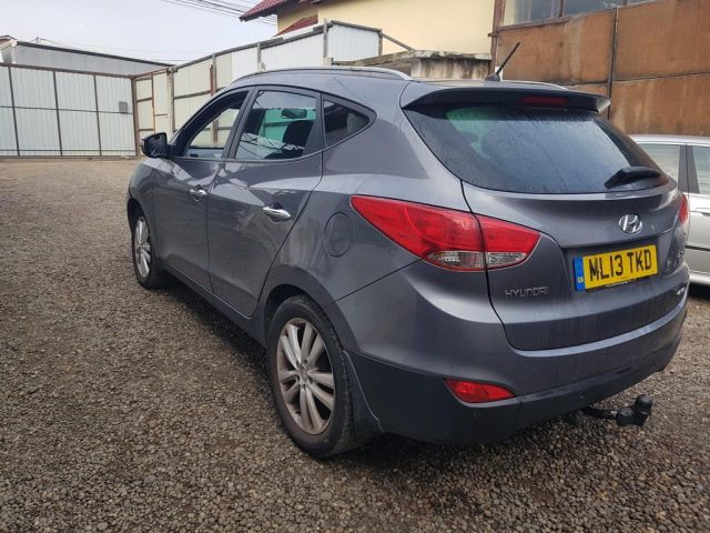 bontott HYUNDAI ix35 Bal hátsó Ajtó (Üres lemez)