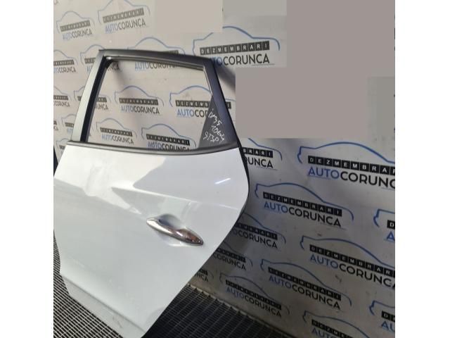 bontott HYUNDAI ix35 Bal hátsó Ajtó (Üres lemez)