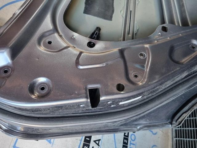 bontott HYUNDAI ix35 Bal hátsó Ajtó (Üres lemez)