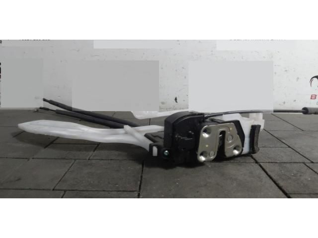 bontott HYUNDAI ix35 Bal hátsó Ajtózár