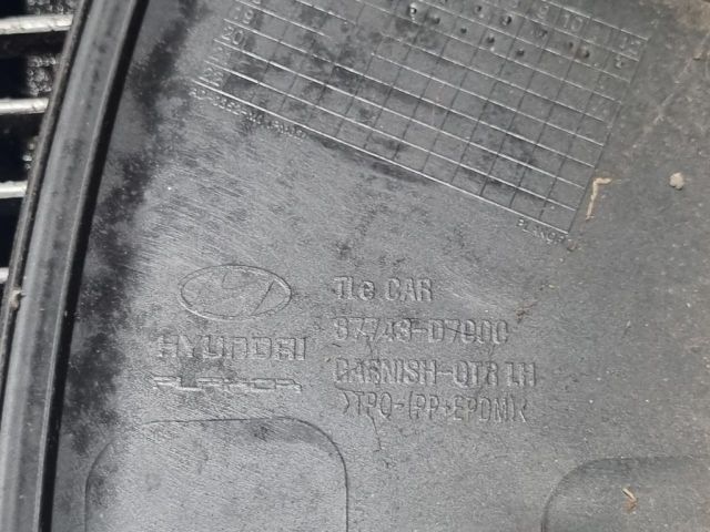 bontott HYUNDAI ix35 Bal hátsó Sárvédő Díszléc