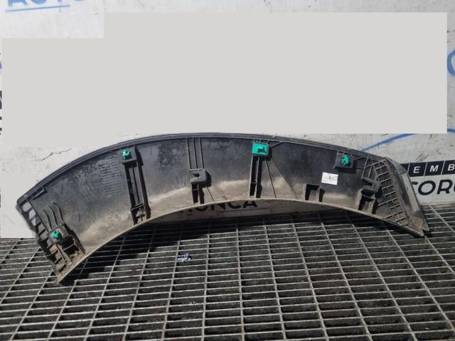 bontott HYUNDAI ix35 Bal hátsó Sárvédő Díszléc