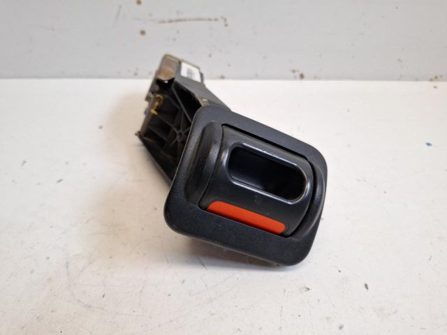 bontott HYUNDAI ix35 Bal hátsó Ülés Rögzítő