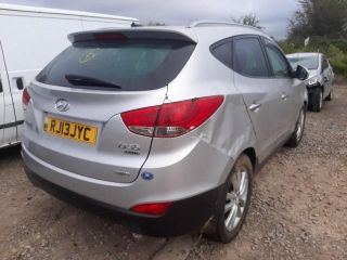 bontott HYUNDAI ix35 Bal Ködfényszóró