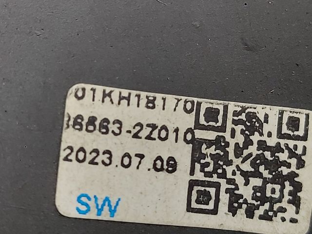 bontott HYUNDAI ix35 Bal Ködlámpa Rács