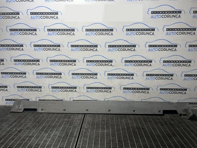 bontott HYUNDAI ix35 Bal Küszöb