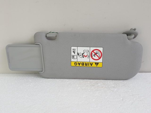 bontott HYUNDAI ix35 Bal Napellenző