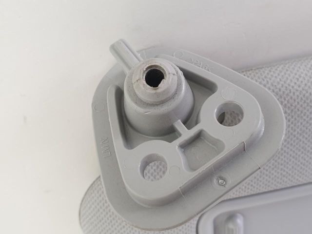 bontott HYUNDAI ix35 Bal Napellenző