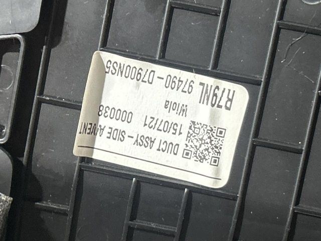 bontott HYUNDAI ix35 Bal Szellőző