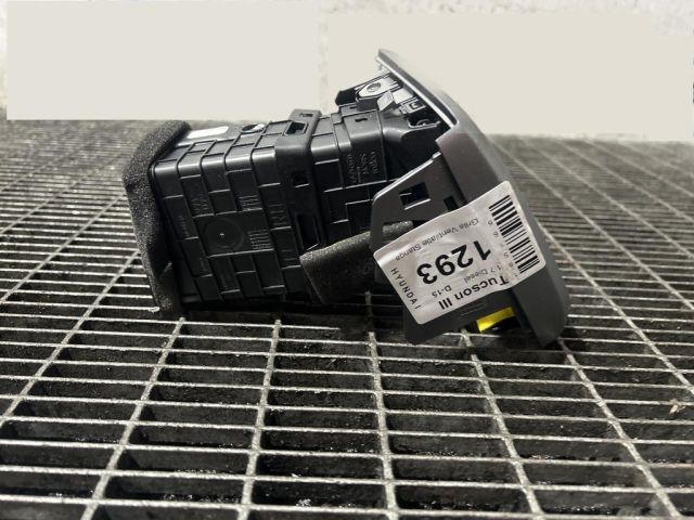 bontott HYUNDAI ix35 Bal Szellőző