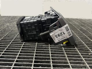 bontott HYUNDAI ix35 Bal Szellőző