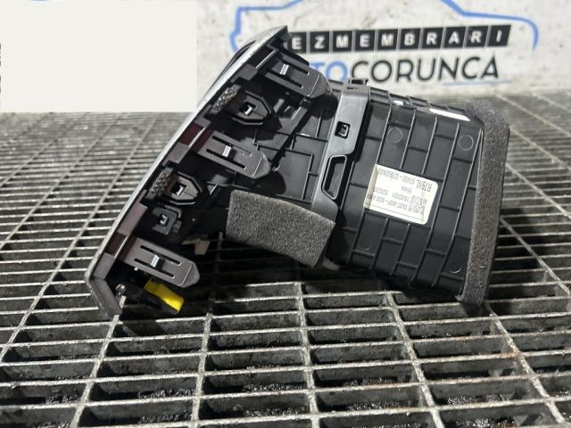 bontott HYUNDAI ix35 Bal Szellőző