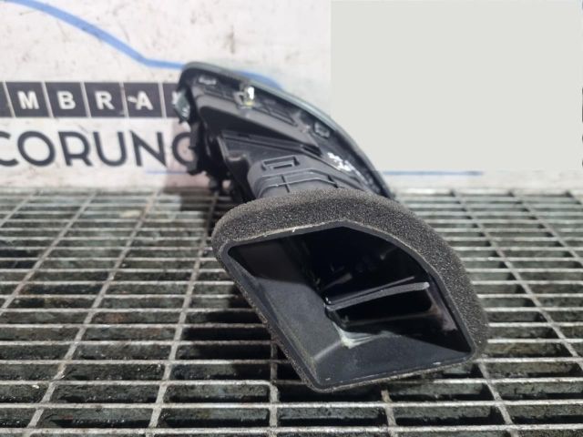 bontott HYUNDAI ix35 Bal Szellőző