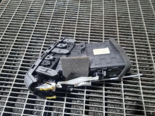 bontott HYUNDAI ix35 Bal Szellőző