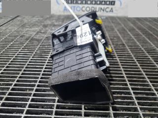 bontott HYUNDAI ix35 Bal Szellőző