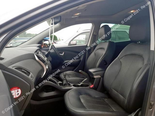 bontott HYUNDAI ix35 Bal Tetősín