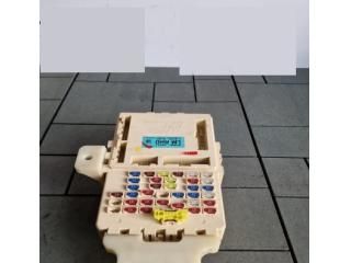 bontott HYUNDAI ix35 Biztosítéktábla Utastér