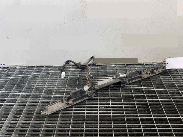 bontott HYUNDAI ix35 Csomagtérajtó Kilincs