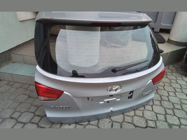 bontott HYUNDAI ix35 Csomagtérajtó (Részeivel)