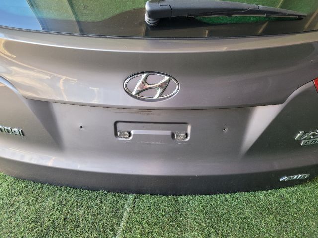 bontott HYUNDAI ix35 Csomagtérajtó (Részeivel)