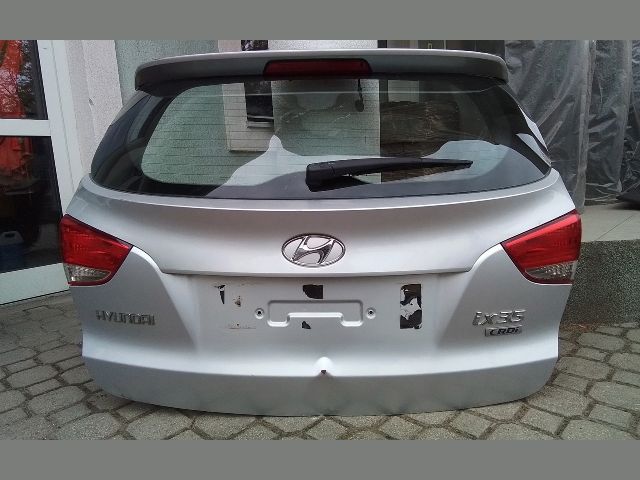 bontott HYUNDAI ix35 Csomagtérajtó (Részeivel)