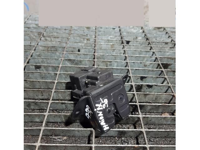 bontott HYUNDAI ix35 Csomagtérajtó Zárszerkezet