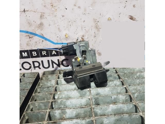 bontott HYUNDAI ix35 Csomagtérajtó Zárszerkezet