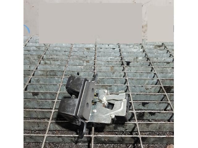 bontott HYUNDAI ix35 Csomagtérajtó Zárszerkezet