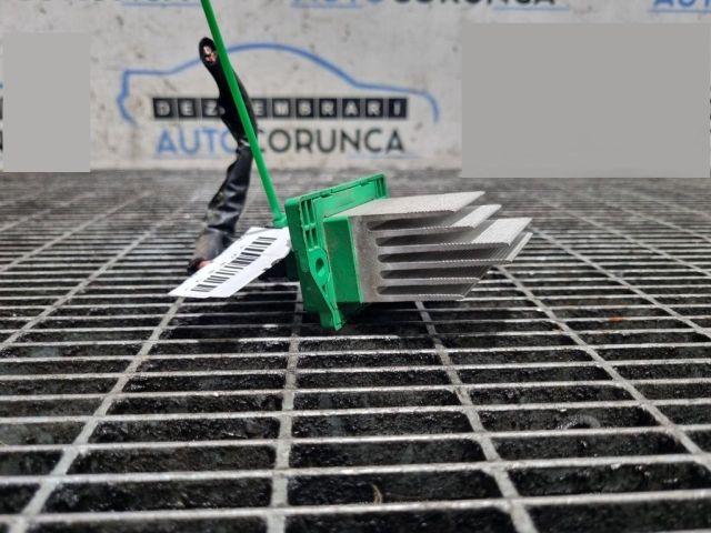 bontott HYUNDAI ix35 Előtét Ellenállás Fűtőmotor