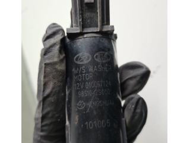 bontott HYUNDAI ix35 Első Ablakmosó Szivattyú