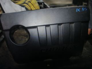 bontott HYUNDAI ix35 Első Lökhárító Alsó Középső Díszrács