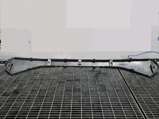 bontott HYUNDAI ix35 Első Lökhárító Díszléc