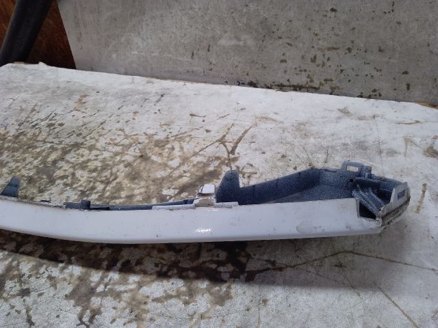 bontott HYUNDAI ix35 Első Lökhárító Díszléc