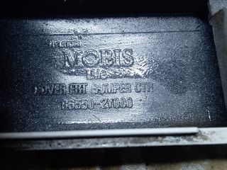 bontott HYUNDAI ix35 Első Lökhárító Díszléc