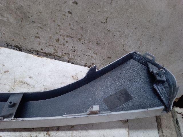 bontott HYUNDAI ix35 Első Lökhárító Díszléc