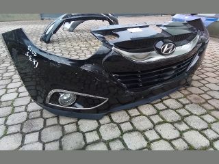 bontott HYUNDAI ix35 Első Lökhárító (Részeivel)