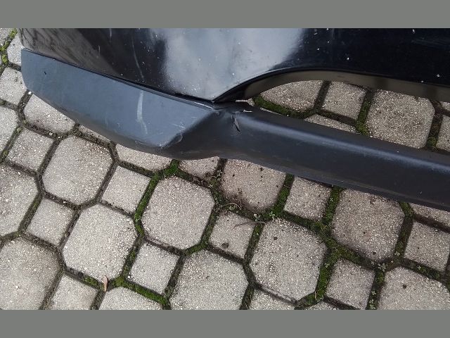 bontott HYUNDAI ix35 Első Lökhárító (Részeivel)