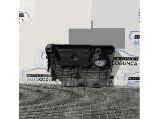 bontott HYUNDAI ix35 Felső Hűtőburkolat