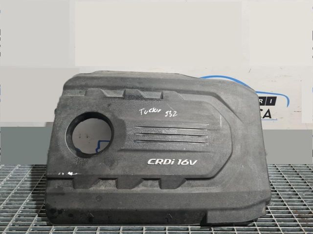 bontott HYUNDAI ix35 Felső Hűtőburkolat