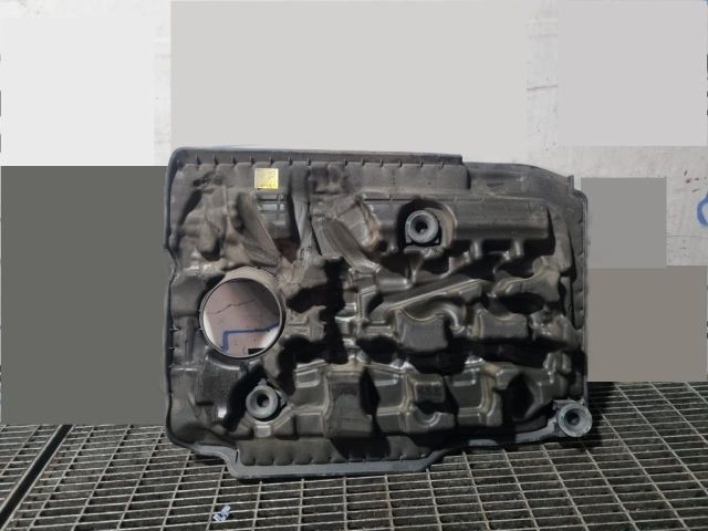 bontott HYUNDAI ix35 Felső Hűtőburkolat