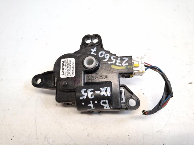 bontott HYUNDAI ix35 Fűtés Állító Motor