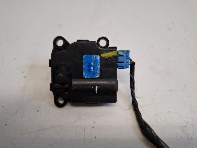 bontott HYUNDAI ix35 Fűtés Állító Motor