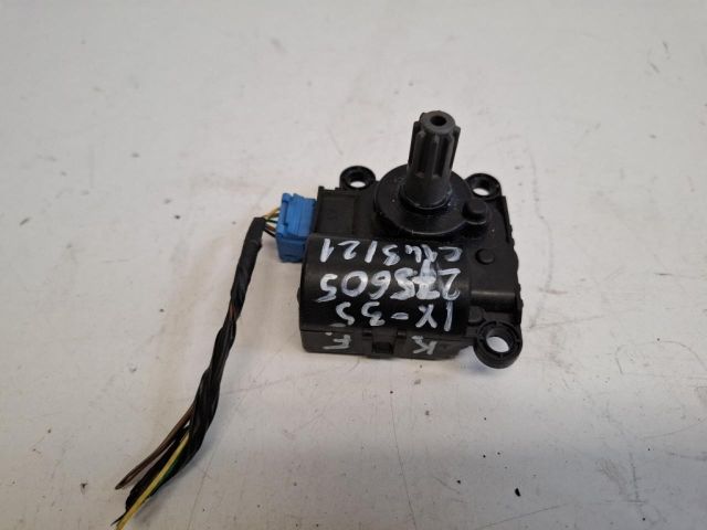 bontott HYUNDAI ix35 Fűtés Állító Motor