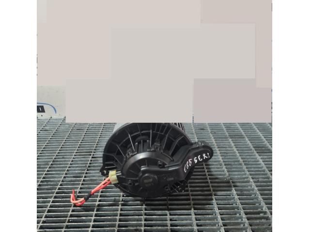 bontott HYUNDAI ix35 Fűtőmotor (Klímás)